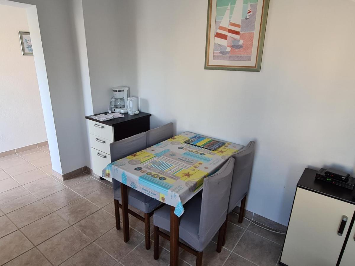 Seaside Apartments With A Swimming Pool Barbat, Rab - 4951 Barbat na Rabu Eksteriør bilde