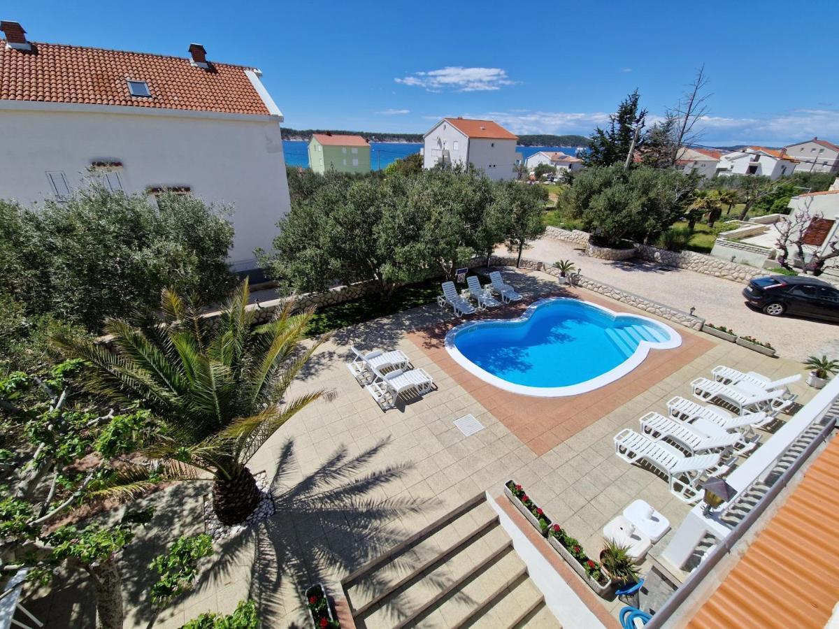 Seaside Apartments With A Swimming Pool Barbat, Rab - 4951 Barbat na Rabu Eksteriør bilde